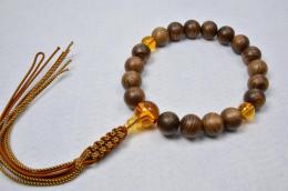 神代杉18玉 黄水晶仕立て