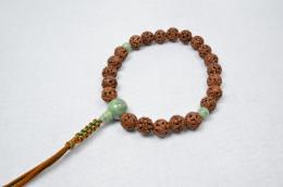 印度龍眼菩提樹　羅漢彫22玉独山玉仕立て